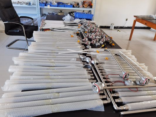 Thermocouple Temperature Sensor with Seebeck Voltage Measurement and Dissimilar Metals Junction