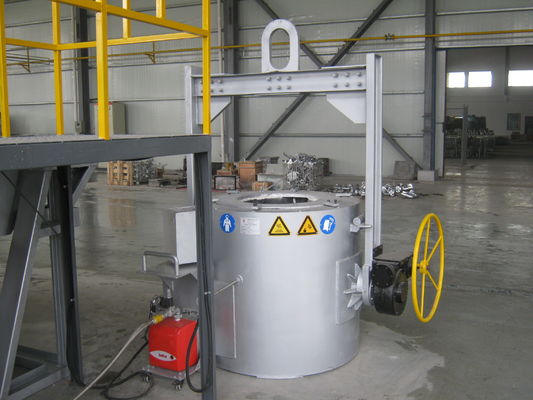 Grey 1000KG Gas Crucible Industrial Aluminum Melting Furnace Equipment For LPD