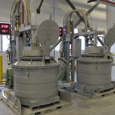 500 - 3000kg Molten Aluminum Transfer Ladle For Aluminum Die Casting