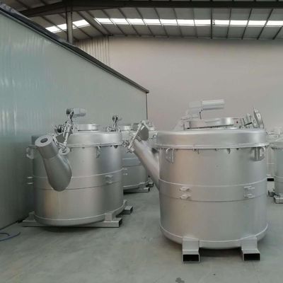 Aluminum Material Transfer With Molten Aluminum Transfer Ladles Less Than 10 C Temperature Drop ISO 9001 2015 And CE Certified