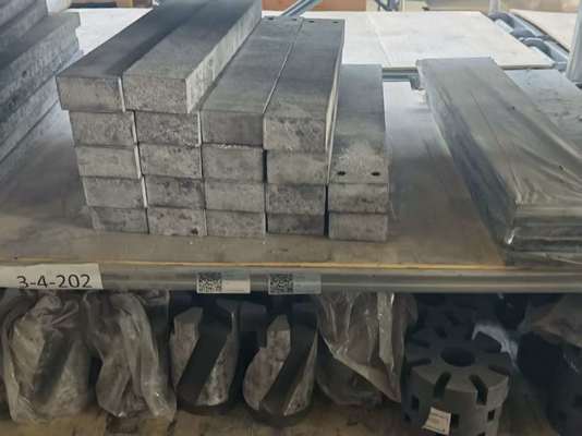 Silicon Carbon Graphite Shaft 1150 Mm Length H13 Mold Material for Performance