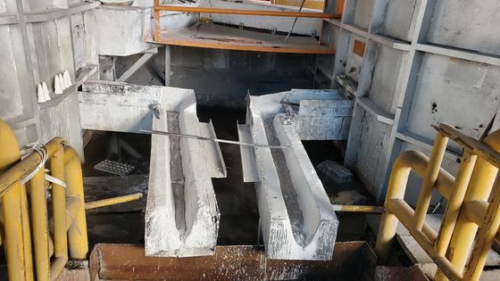 17 Inches CFF 17 Aluminum Furnace Filters Box For Molten Aluminum