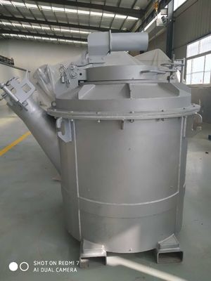 Customized Temperature Range Molten Aluminum Transfer Ladles With Lid And Smooth Surface Finish